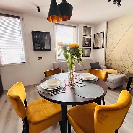 Manhattan Piotrkowska Апартаменты Лодзь