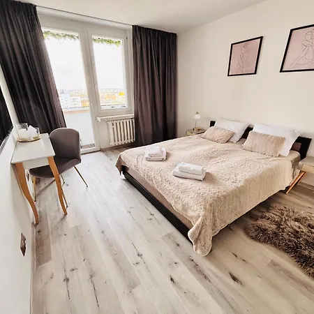 Manhattan Piotrkowska Апартаменты Лодзь